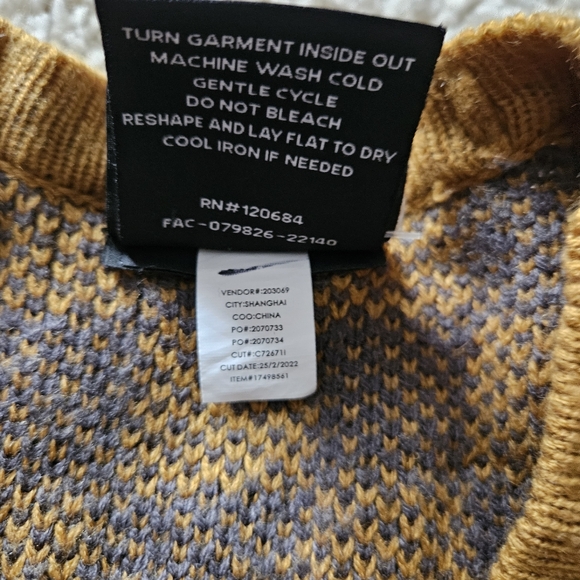 Harry Potter Hufflepuff Checkered Cardigan Sweater Small - Picture 15 of 16